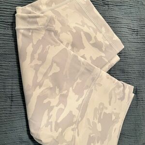 Lululemon Athletica Cream and Gray biker shorts